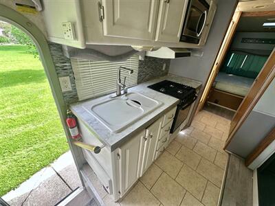 2004 Allegro Open Road   - Photo 9 - Madison, WI 53716