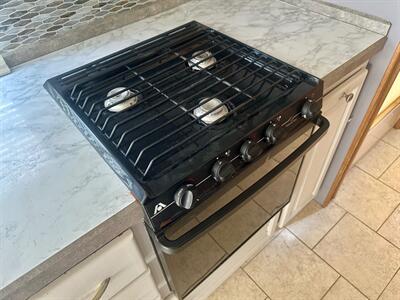 2004 Allegro Open Road   - Photo 11 - Madison, WI 53716