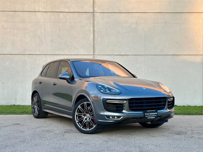 2016 Porsche Cayenne GTS   - Photo 1 - Madison, WI 53716