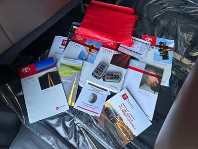 2019 Toyota Sienna Limited Premium 7-Passenger   - Photo 33 - Madison, WI 53716