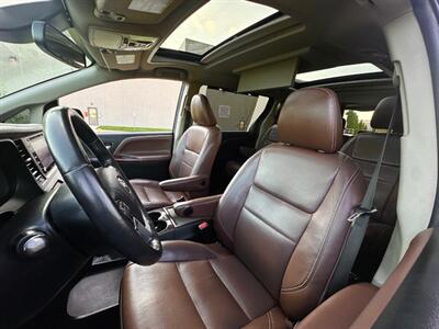 2019 Toyota Sienna Limited Premium 7-Passenger   - Photo 18 - Madison, WI 53716