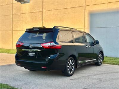2019 Toyota Sienna Limited Premium 7-Passenger   - Photo 11 - Madison, WI 53716