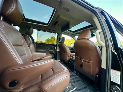 2019 Toyota Sienna Limited Premium 7-Passenger   - Photo 21 - Madison, WI 53716