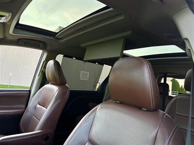 2019 Toyota Sienna Limited Premium 7-Passenger   - Photo 16 - Madison, WI 53716