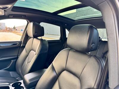 2018 Porsche Macan - Photo 19 - Madison, WI 53716