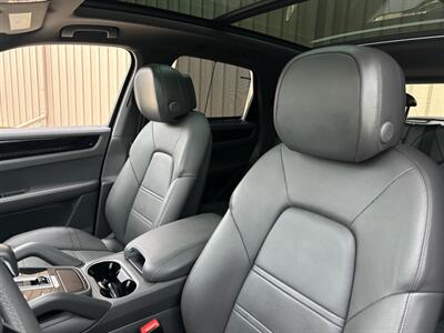 2019 Porsche Cayenne   - Photo 21 - Madison, WI 53716