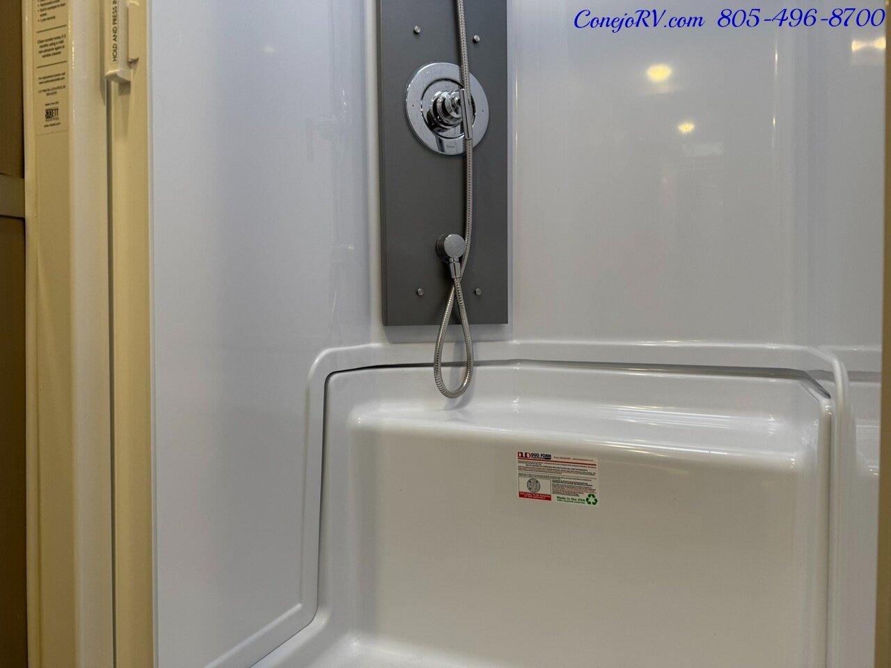 2025 Winnebago View 24T Slide-Out Murphy Bed Mercedes Turbo Diesel Full  Body Paint - Photo 22 - Thousand Oaks, CA 91360