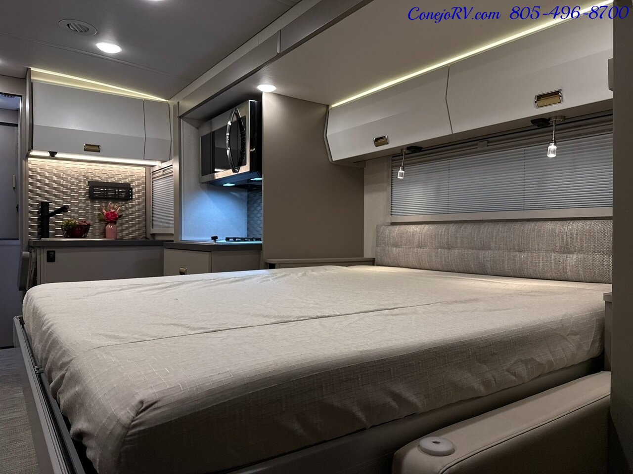 2025 Winnebago View 24T Slide-Out Murphy Bed Mercedes Turbo Diesel Full  Body Paint - Photo 27 - Thousand Oaks, CA 91360