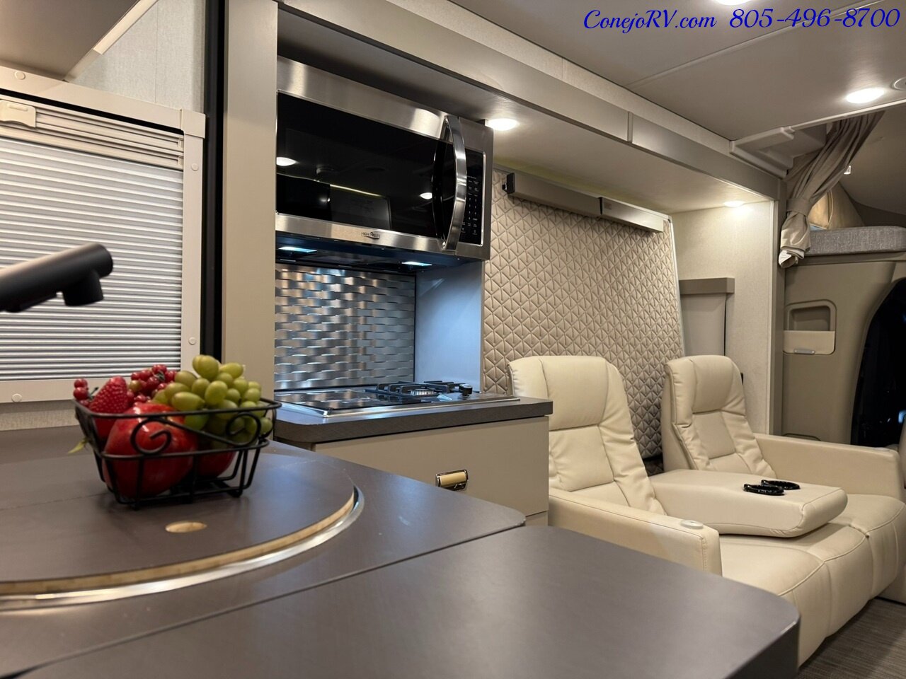 2025 Winnebago View 24T Slide-Out Murphy Bed Mercedes Turbo Diesel Full  Body Paint - Photo 15 - Thousand Oaks, CA 91360