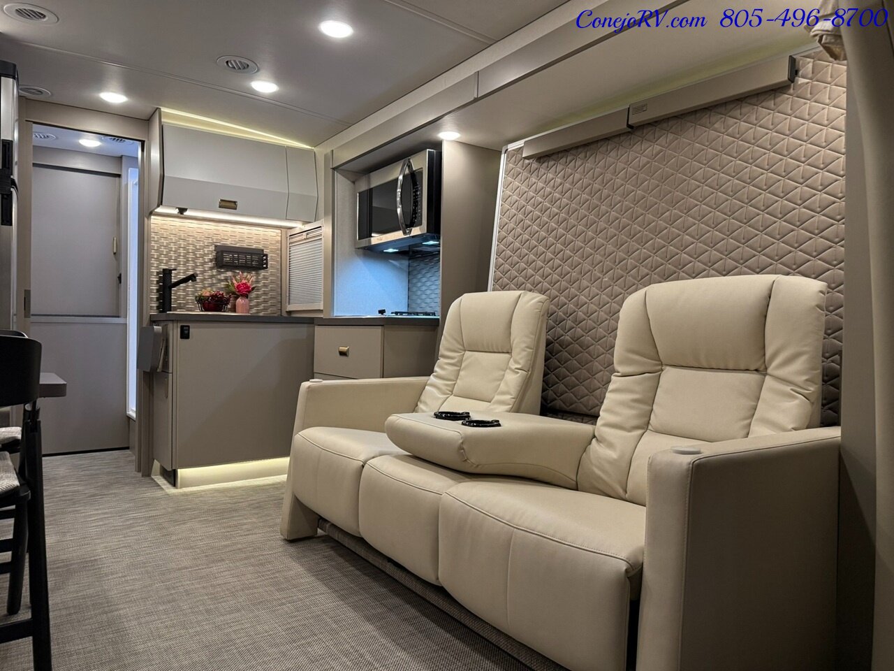 2025 Winnebago View 24T Slide-Out Murphy Bed Mercedes Turbo Diesel Full  Body Paint - Photo 6 - Thousand Oaks, CA 91360