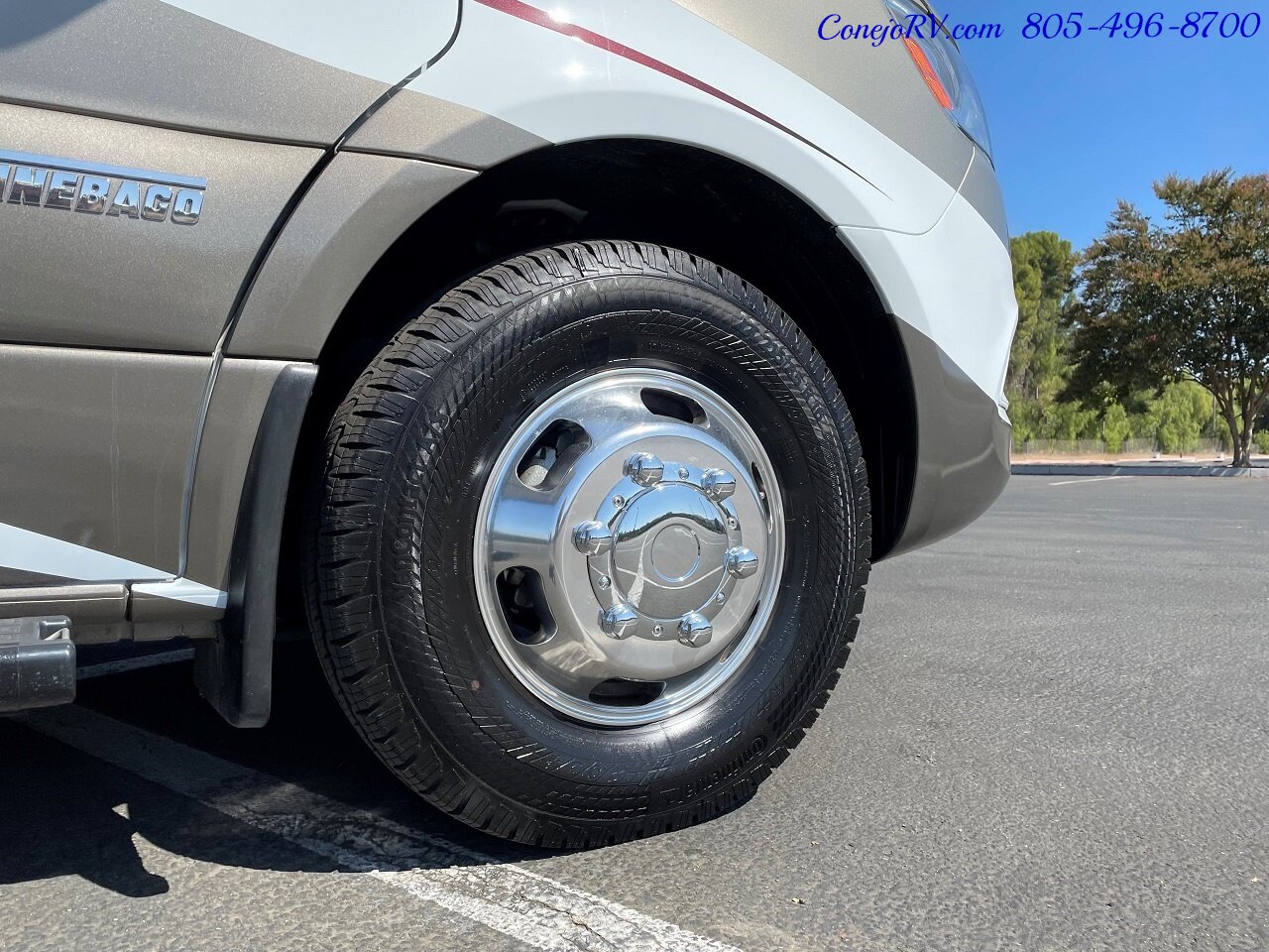 2023 Winnebago Navion 24D Full Wall Slide-Out Mercedes Turbo Diesel  Full Body Paint - Photo 41 - Thousand Oaks, CA 91360