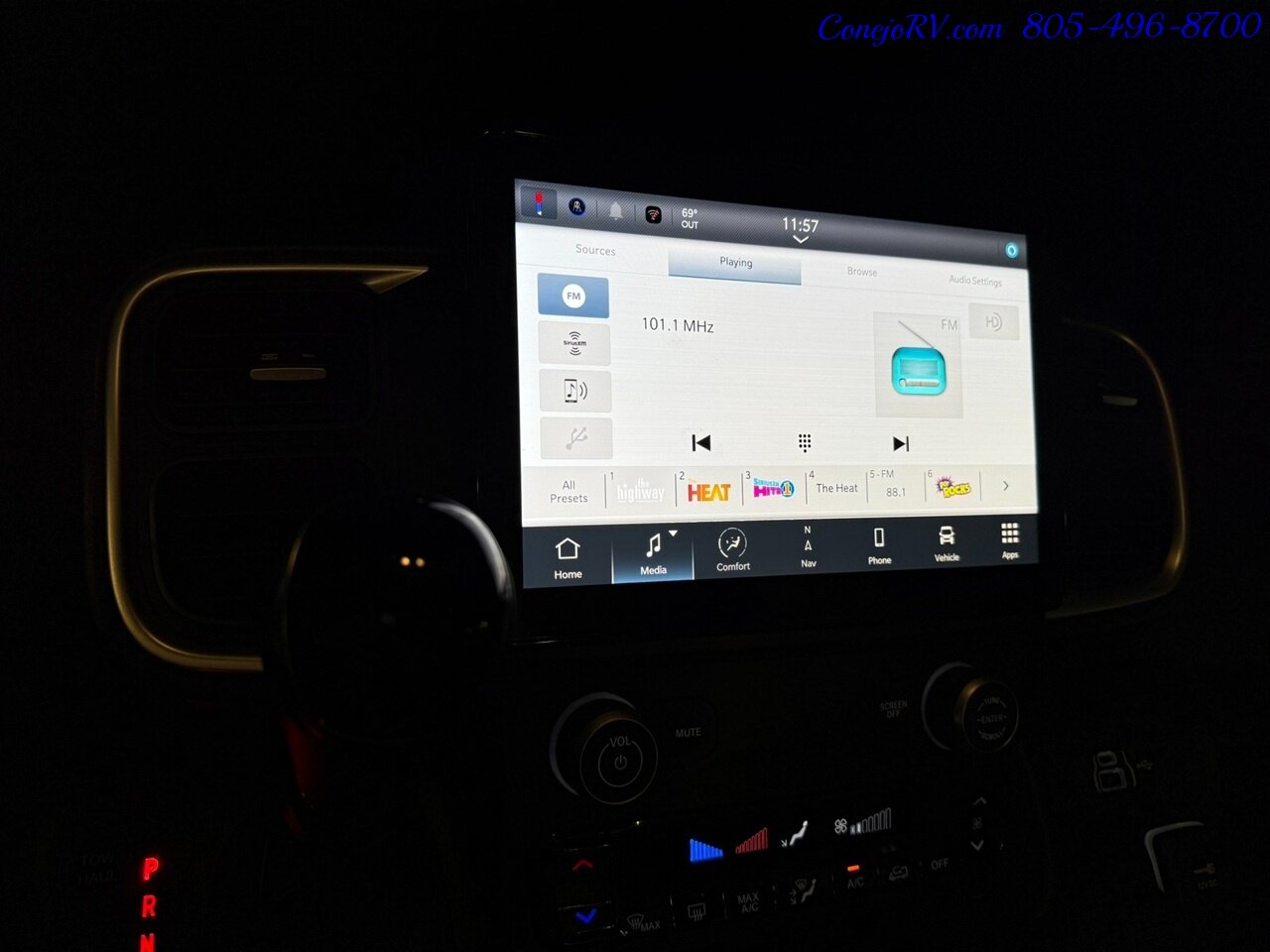 2026 Winnebago Solis 59PX New For 2026 REAR SOFA, Pop Top Full Galley Adaptive Cruise - Photo 35 - Thousand Oaks, CA 91360