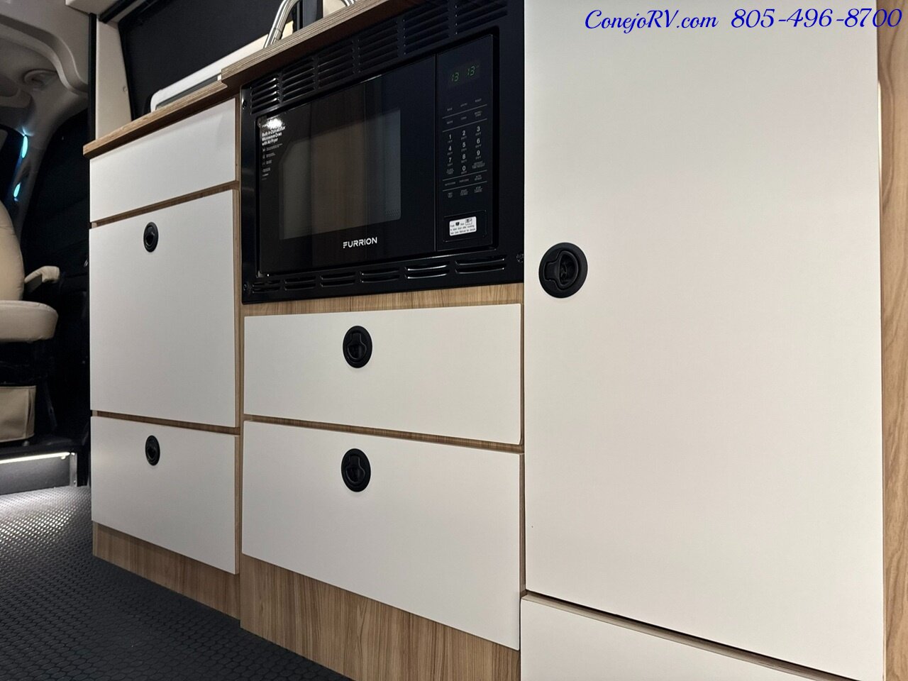 2026 Coachmen Pixel 2.0M Murphy Bed Pop Top   - Photo 15 - Thousand Oaks, CA 91360