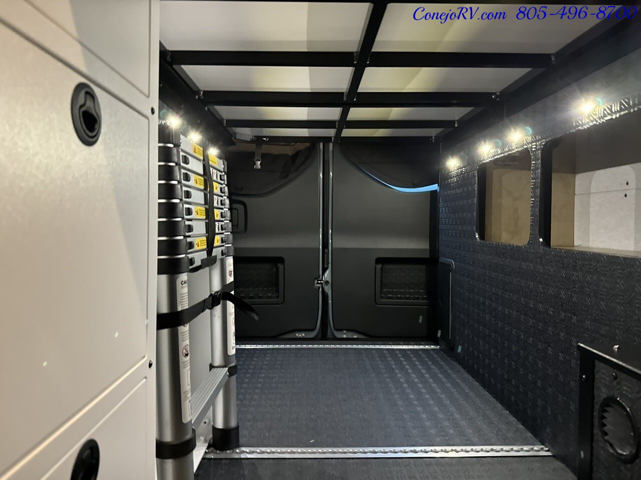 2025 Grit Overland Go Link Fully Featured Mercedes AWD Chassis Pop Top 12V  Lithionics System - Photo 25 - Thousand Oaks, CA 91360