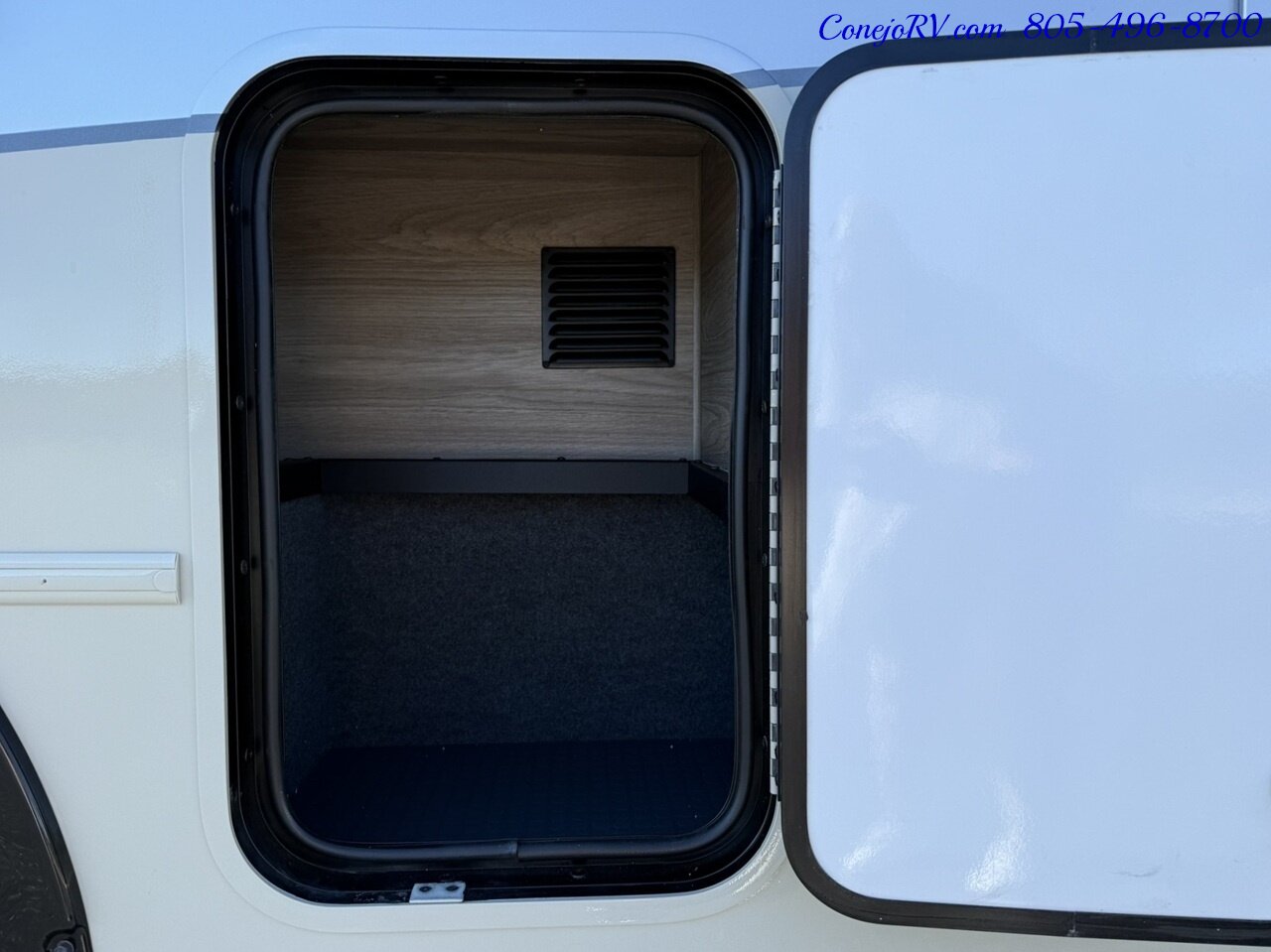 2026 Winnebago Ekko 23B Pop Top Mercedes Sprinter Lithium Power All Wheel  Drive - Photo 54 - Thousand Oaks, CA 91360