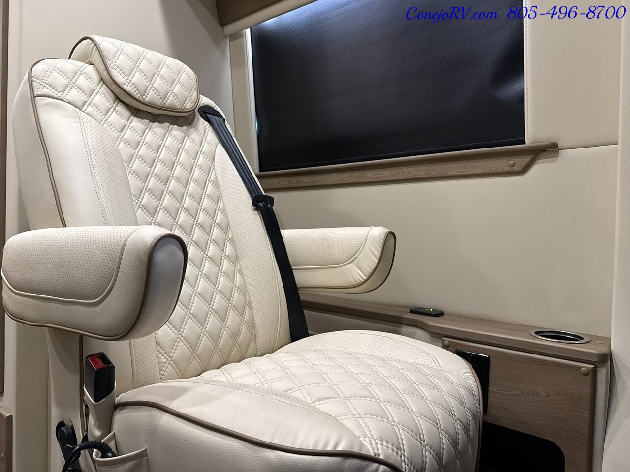 2023 Midwest Automotive Design Passage MD4 170 Mercedes Turbo Diesel Lithium Eco-Freedom Freedom Package 8K Miles - Photo 9 - Thousand Oaks, CA 91360