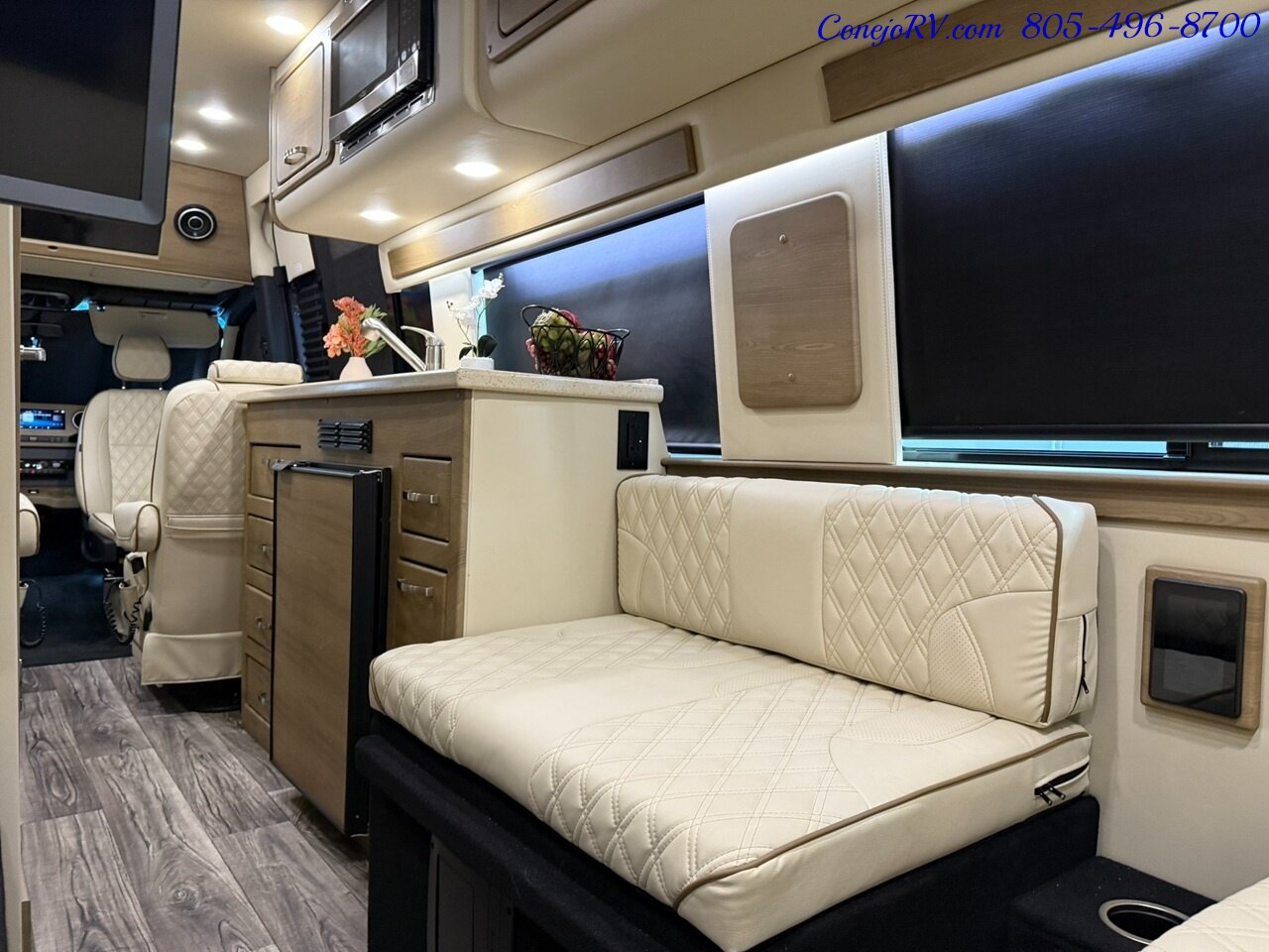 2023 Midwest Automotive Design Passage MD4 170 Mercedes Turbo Diesel Lithium Eco-Freedom Freedom Package 8K Miles - Photo 34 - Thousand Oaks, CA 91360