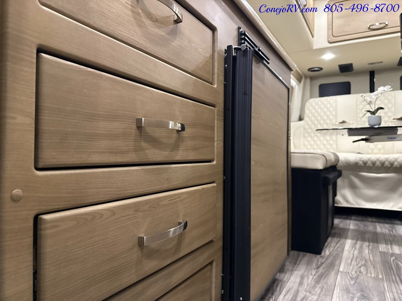 2023 Midwest Automotive Design Passage MD4 170 Mercedes Turbo Diesel Lithium Eco-Freedom Freedom Package 8K Miles - Photo 15 - Thousand Oaks, CA 91360