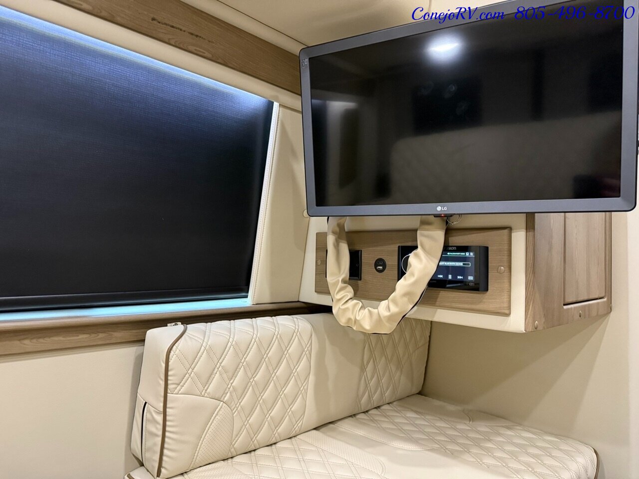 2023 Midwest Automotive Design Passage MD4 170 Mercedes Turbo Diesel Lithium Eco-Freedom Freedom Package 8K Miles - Photo 28 - Thousand Oaks, CA 91360