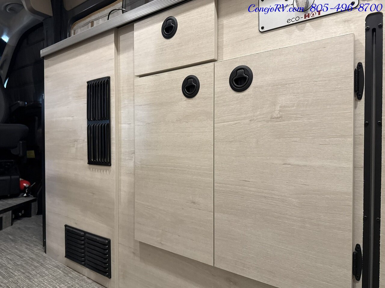 2026 Winnebago Solis 59P **NEW FOR 2026 2.8KW GENERATOR**Pop Top Full  Galley Convertible SOFA Roof AC - Photo 14 - Thousand Oaks, CA 91360