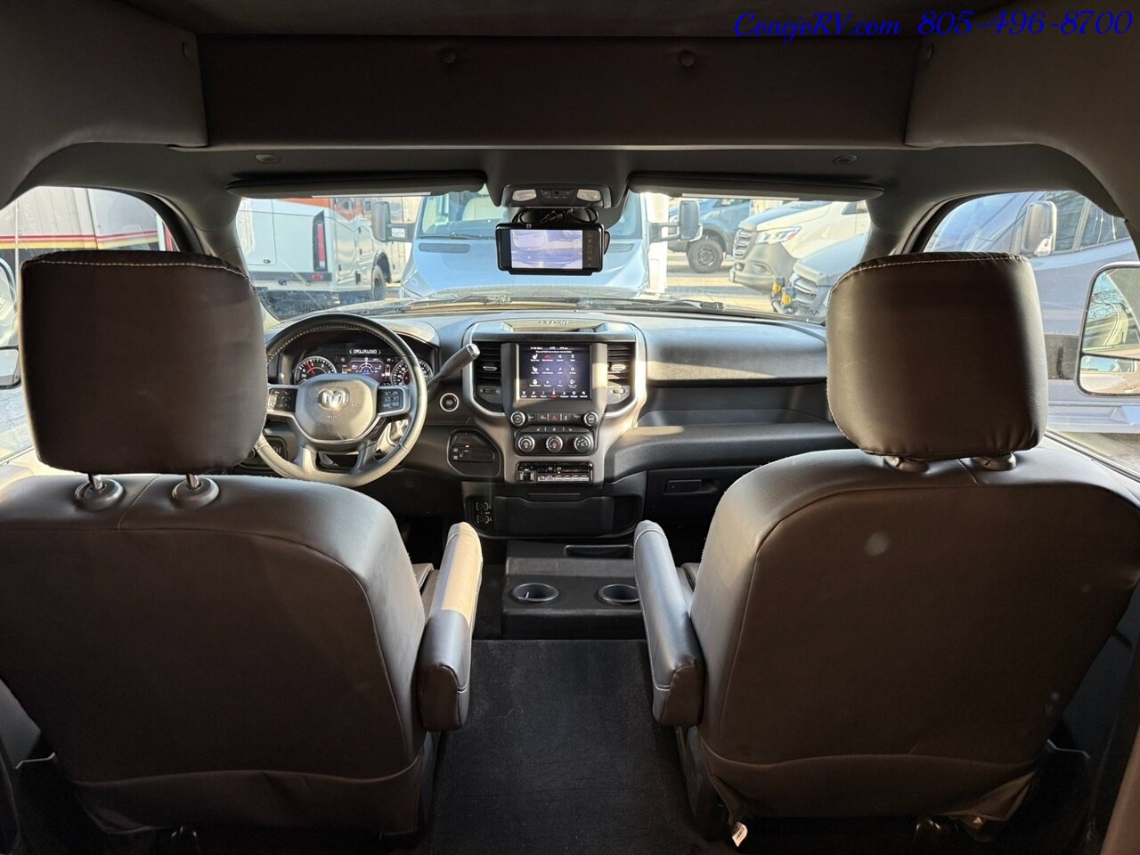 2022 Dynamax Isata 5 Series Xplorer 30FW FOUR WHEEL DRIVE Super-C Full Body Paint Cummins Turbo Diesel 16K Miles - Photo 33 - Thousand Oaks, CA 91360