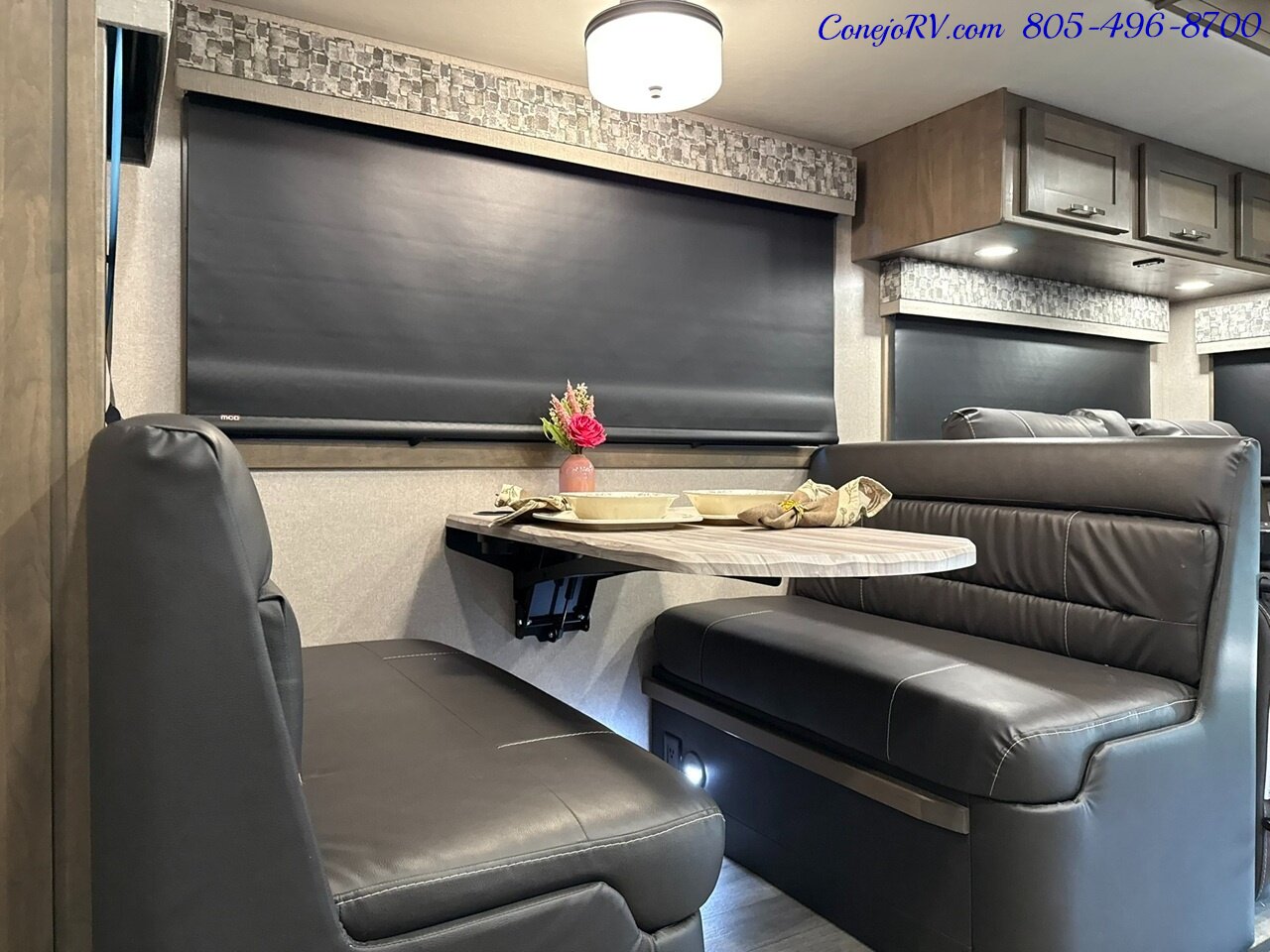 2022 Dynamax Isata 5 Series Xplorer 30FW FOUR WHEEL DRIVE Super-C Full Body Paint Cummins Turbo Diesel 16K Miles - Photo 18 - Thousand Oaks, CA 91360