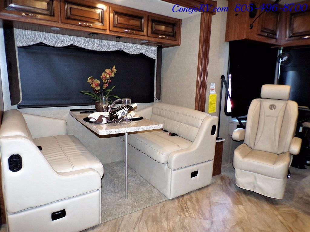 2017 Holiday Rambler Vacationer 36Y Triple Slide Like New Only 3K Miles   - Photo 10 - Thousand Oaks, CA 91360