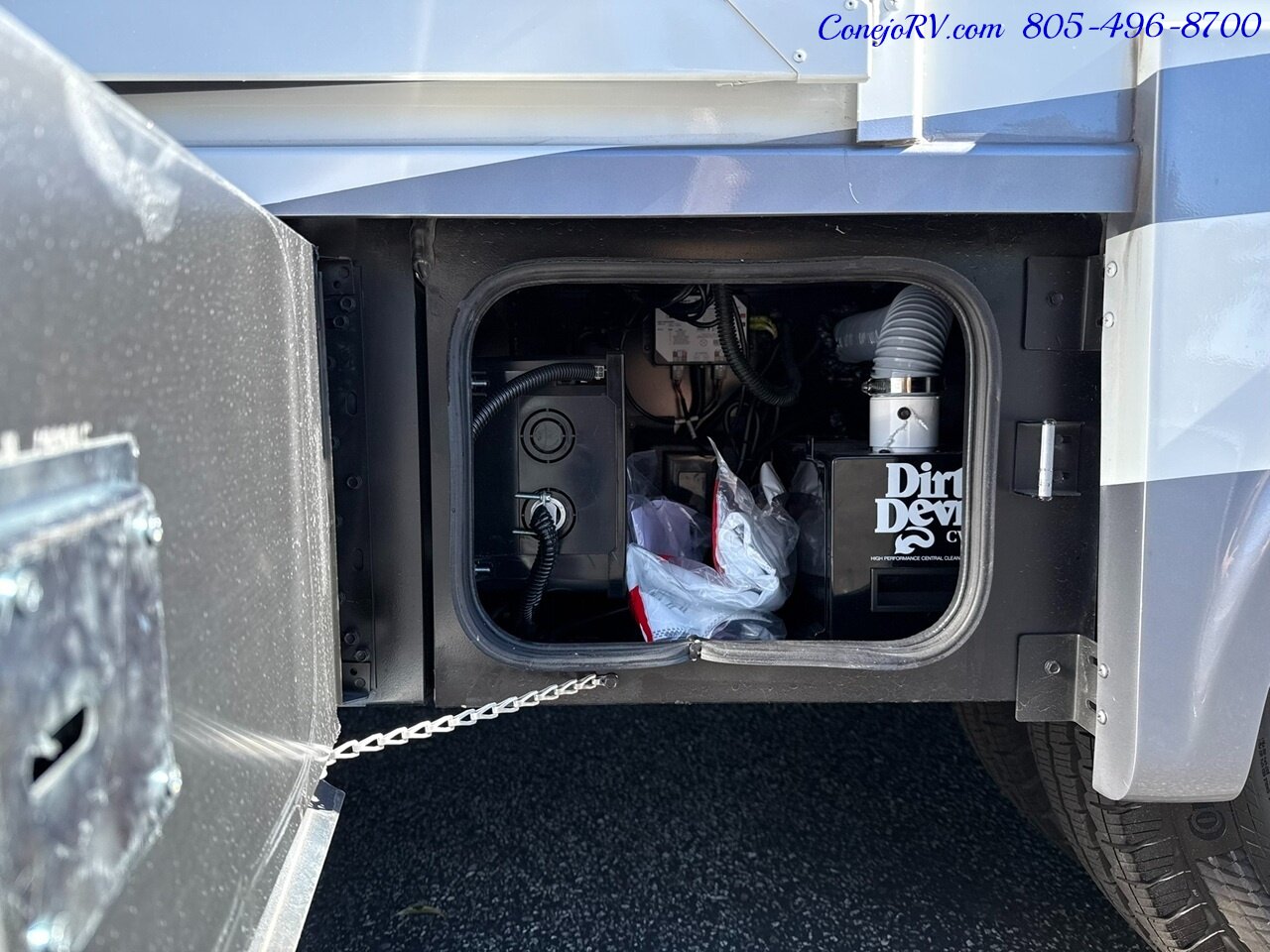 2026 Tiffin Wayfarer 25XLW Slide-Out Theater Seats Mercedes Turbo Diesel Full  Body Paint - Photo 53 - Thousand Oaks, CA 91360