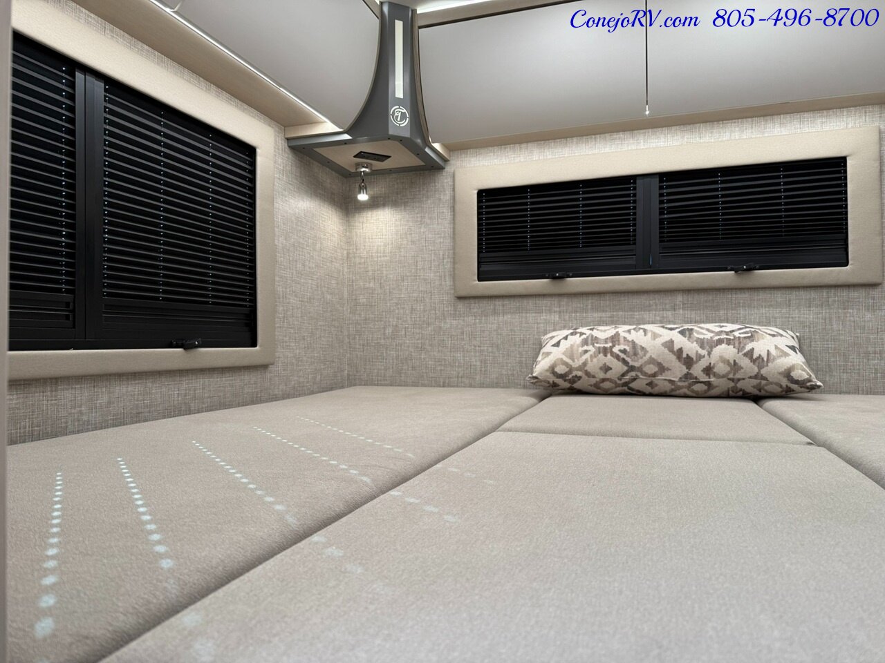 2026 Tiffin Wayfarer 25XLW Slide-Out Theater Seats Mercedes Turbo Diesel Full  Body Paint - Photo 26 - Thousand Oaks, CA 91360