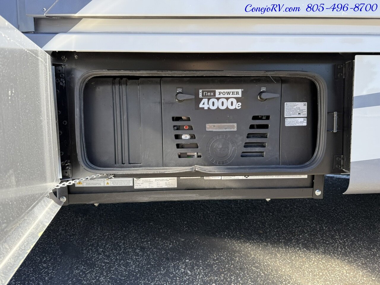 2026 Tiffin Wayfarer 25XLW Slide-Out Theater Seats Mercedes Turbo Diesel Full  Body Paint - Photo 51 - Thousand Oaks, CA 91360