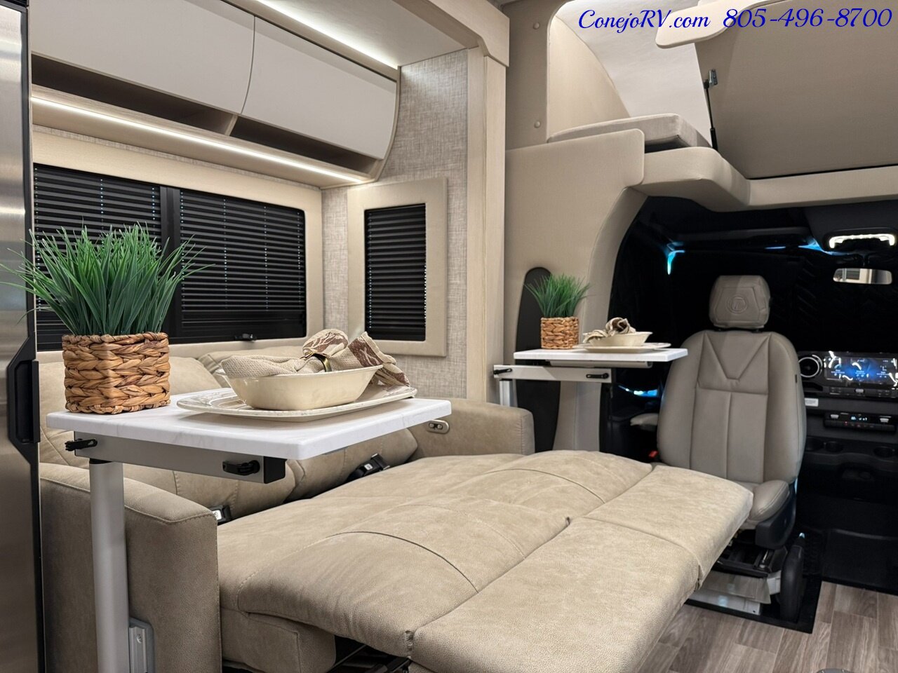 2026 Tiffin Wayfarer 25XLW Slide-Out Theater Seats Mercedes Turbo Diesel Full  Body Paint - Photo 35 - Thousand Oaks, CA 91360