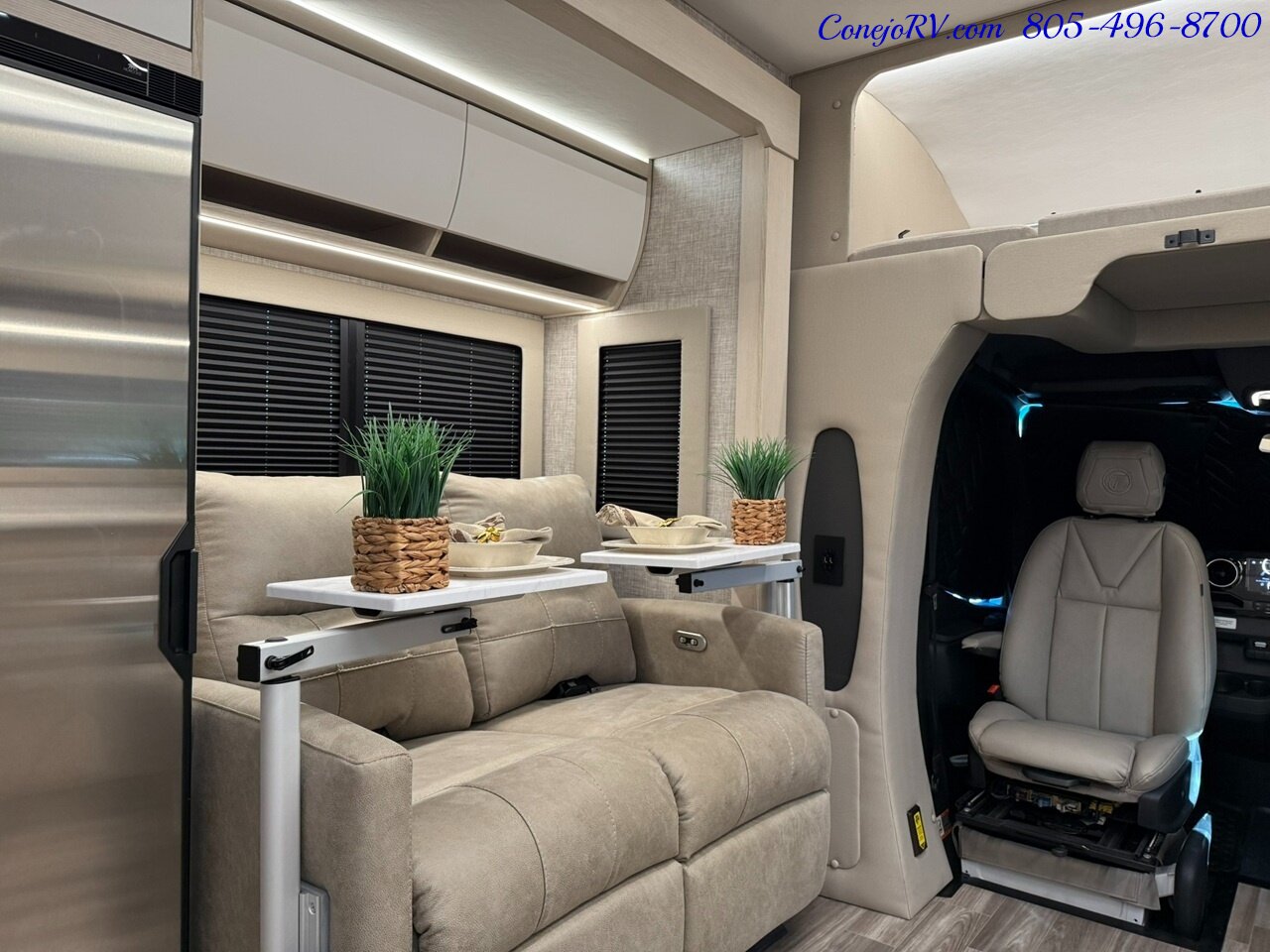 2026 Tiffin Wayfarer 25XLW Slide-Out Theater Seats Mercedes Turbo Diesel Full  Body Paint - Photo 11 - Thousand Oaks, CA 91360