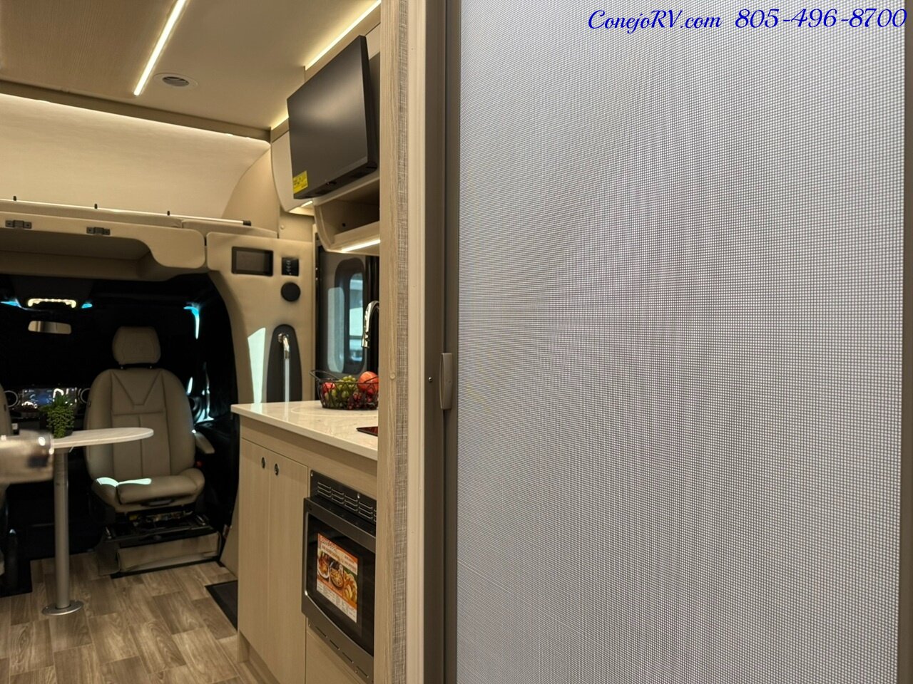 2026 Tiffin Wayfarer 25XLW Slide-Out Theater Seats Mercedes Turbo Diesel Full  Body Paint - Photo 28 - Thousand Oaks, CA 91360