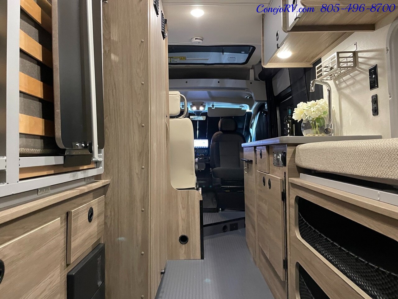 2023 WINNEBAGO Solis 59PX Murphy Bed Pop Top Full Galley New Chassis   - Photo 27 - Thousand Oaks, CA 91360