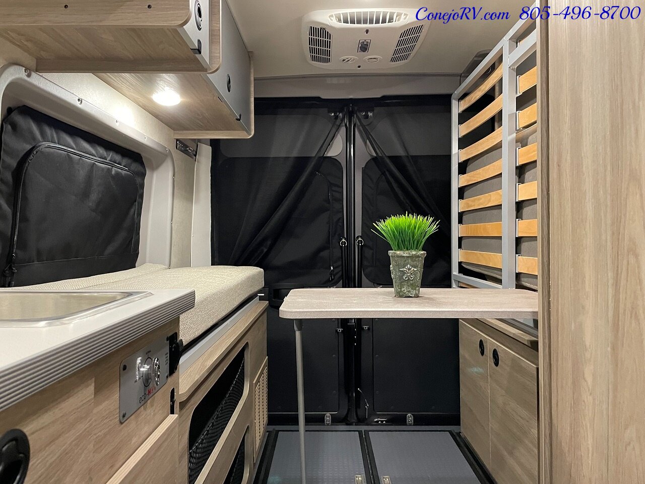 2023 WINNEBAGO Solis 59PX Murphy Bed Pop Top Full Galley New Chassis   - Photo 20 - Thousand Oaks, CA 91360