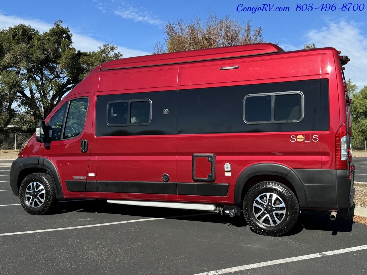 2022 Winnebago Solis 59P Convertible Couch Full Galley Roof Pop Top 21K  Miles - Photo 2 - Thousand Oaks, CA 91360