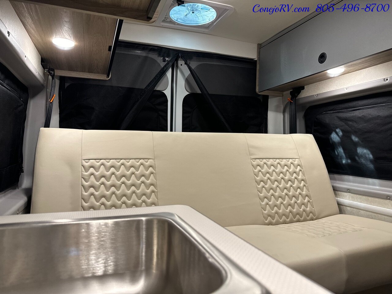 2024 Winnebago Solis 59P Pop Top Full Galley Rear Convertible Couch   - Photo 19 - Thousand Oaks, CA 91360