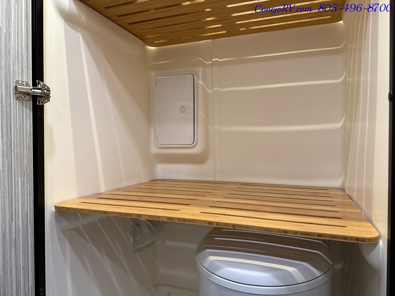 2020 Winnebago Revel 44E 2.0 4X4 Sprinter Mercedes Turbo Diesel,  250AH Lithium - Photo 17 - Thousand Oaks, CA 91360