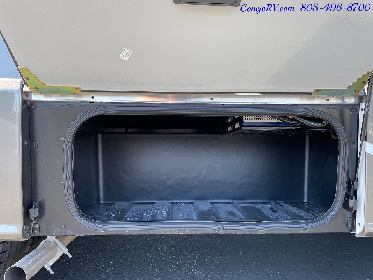 2023 Winnebago Navion 24V Slide-Out Mercedes Turbo Diesel Full Body Paint   - Photo 40 - Thousand Oaks, CA 91360