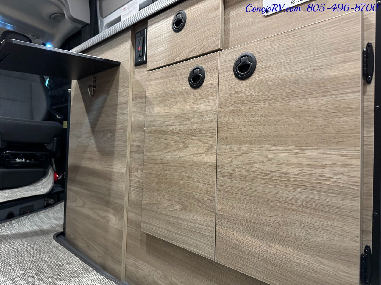 2024 Winnebago Solis 59P NPF Limited Edition Exclusive Features Murphy Bed Pop  Full Galley - Photo 16 - Thousand Oaks, CA 91360