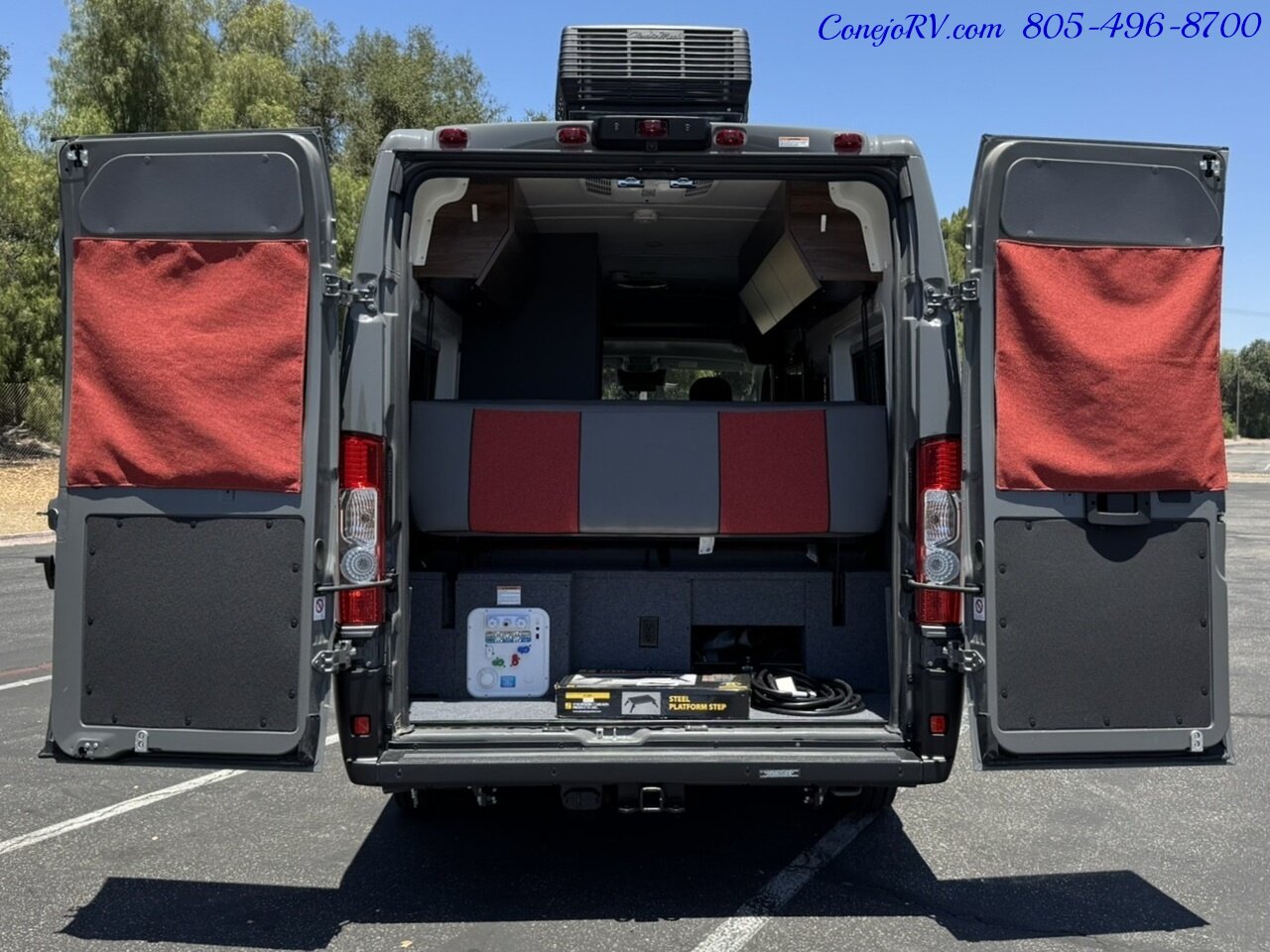 2025 Winnebago Roam 59RZ Wheelchair Power Lift Power Lounge Galley   - Photo 39 - Thousand Oaks, CA 91360