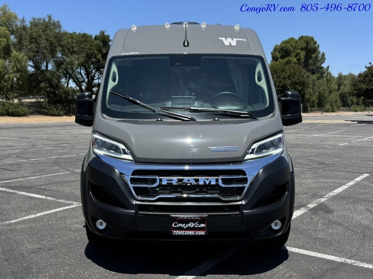 2025 Winnebago Roam 59RZ Wheelchair Power Lift Power Lounge Galley   - Photo 41 - Thousand Oaks, CA 91360