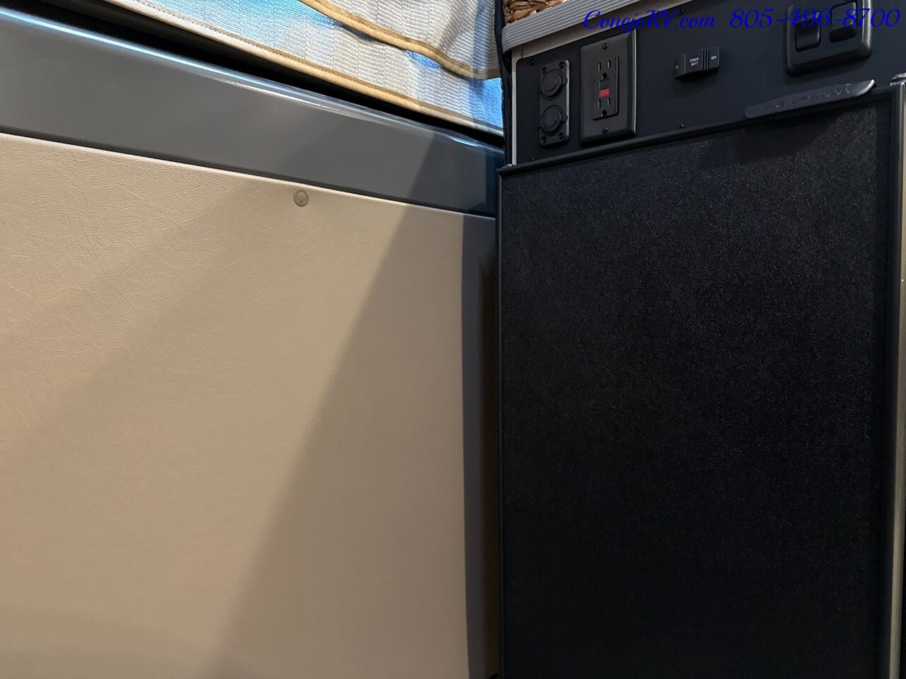 2026 Winnebago Solis 59P **NEW FOR 2026 2.8KW GENERATOR**Pop Top Full Galley Convertible SOFA Roof AC - Photo 11 - Thousand Oaks, CA 91360