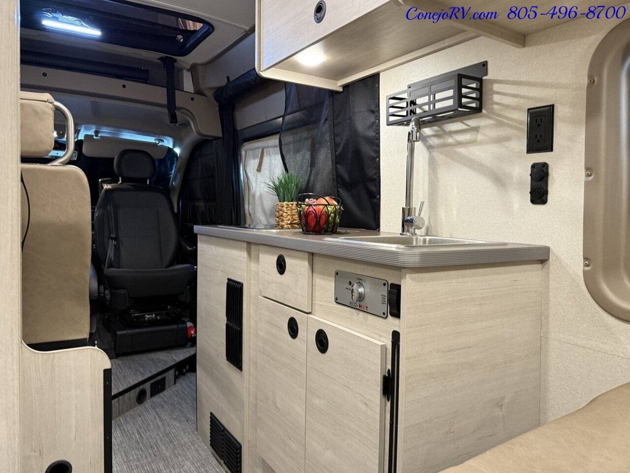 2026 Winnebago Solis 59P **NEW FOR 2026 2.8KW GENERATOR**Pop Top Full Galley Convertible SOFA Roof AC - Photo 24 - Thousand Oaks, CA 91360