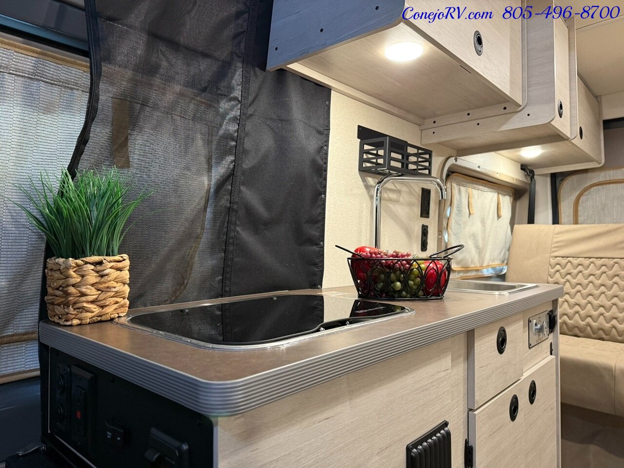 2026 Winnebago Solis 59P **NEW FOR 2026 2.8KW GENERATOR**Pop Top Full Galley Convertible SOFA Roof AC - Photo 10 - Thousand Oaks, CA 91360