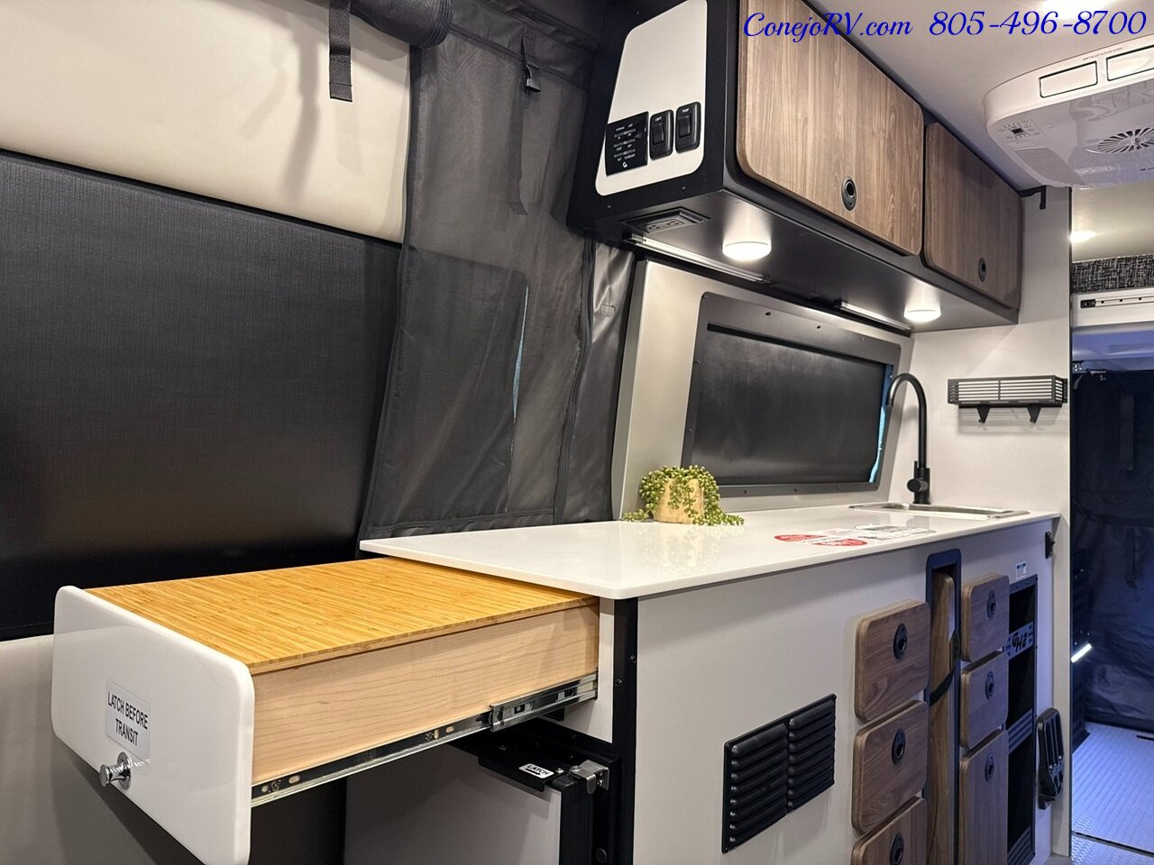 2026 Tiffin GH2 AWD Sprinter Mercedes 2500 EXT AWD Turbo Diesel  540AH Battle Born Lithium Ion Kit - Photo 13 - Thousand Oaks, CA 91360