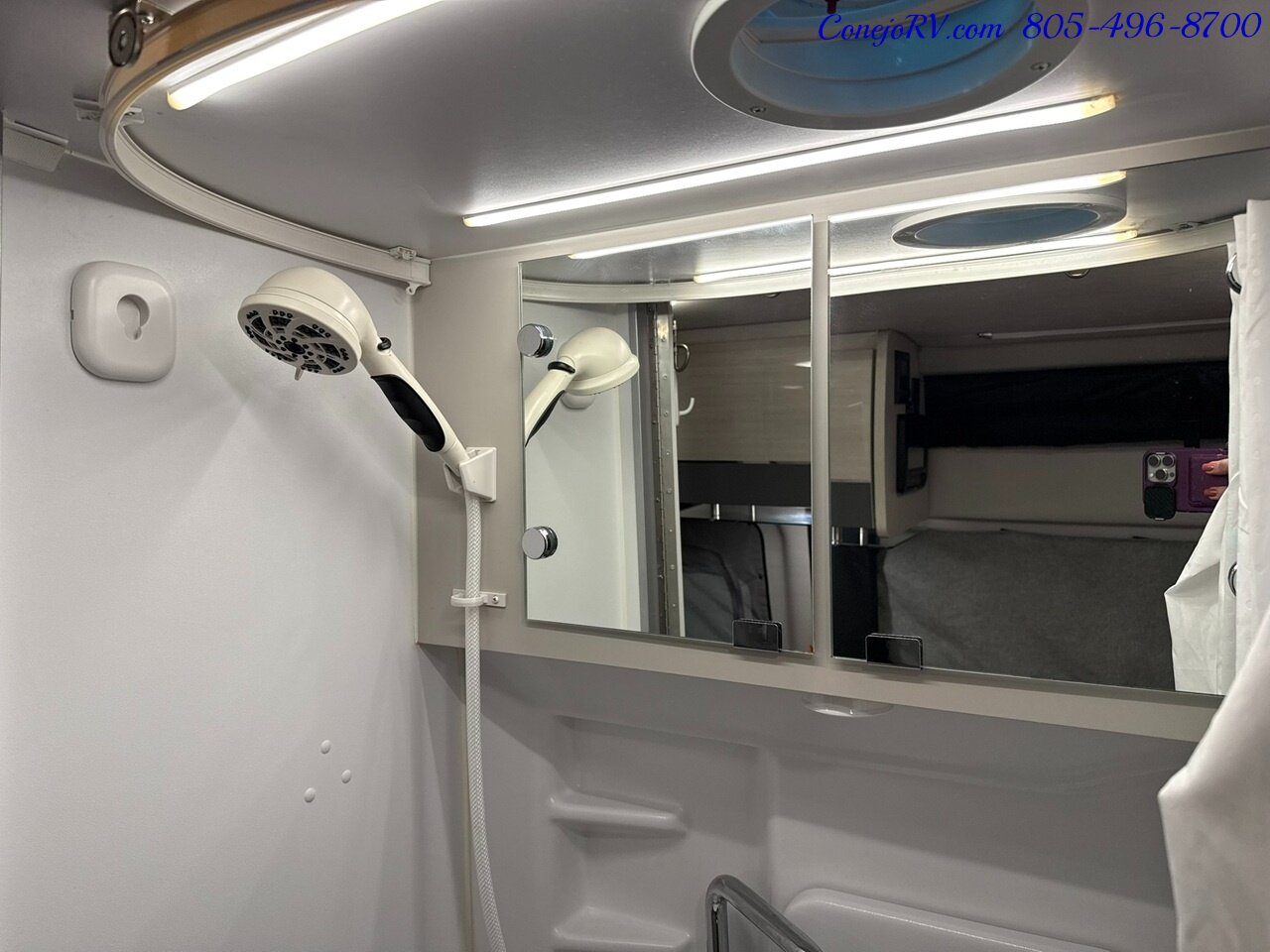 2022 Thor Tranquility 19P 4X4 Sprinter Mercedes Turbo Diesel Lithium System  37K Miles - Photo 18 - Thousand Oaks, CA 91360