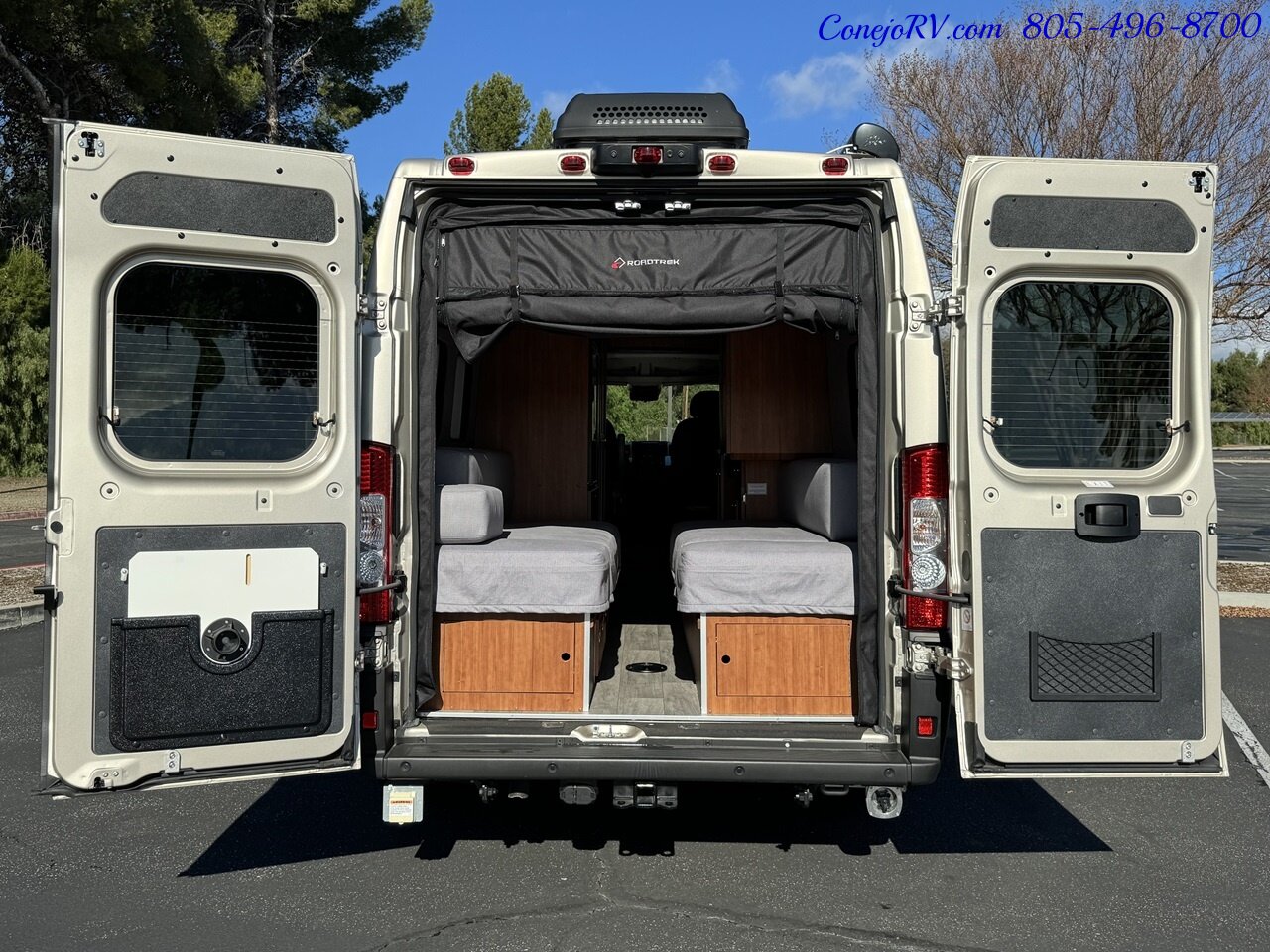 2022 ROADTREK PLAY Promaster Extended 3500 Opposing Couches King Bed   - Photo 38 - Thousand Oaks, CA 91360