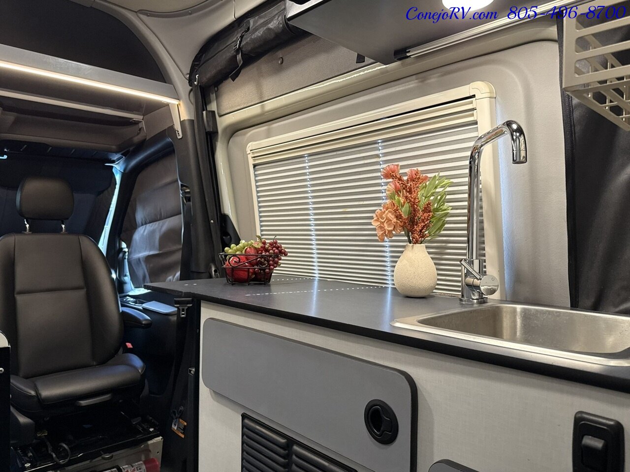 2023 Winnebago Revel 44E 4X4 Sprinter Mercedes Turbo Diesel, 320 AH Lithium   - Photo 16 - Thousand Oaks, CA 91360