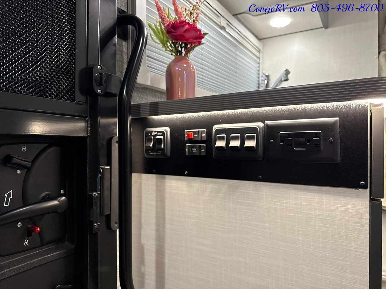 2026 Winnebago Ekko 23B Mercedes Sprinter Lithium Power All Wheel Drive  Pop Top - Photo 13 - Thousand Oaks, CA 91360